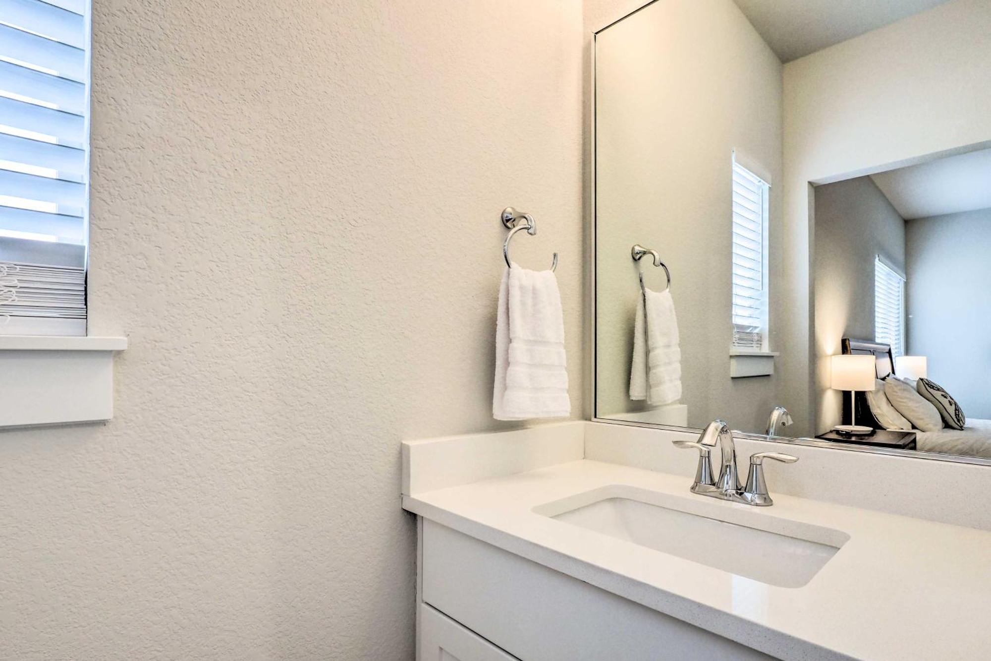 Gorgeous Georgetown Home, Walk To The Square! Exteriör bild